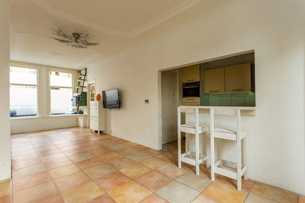 Medium property photo - Hendrik van Deventerstraat 106, 2563 XW Den Haag